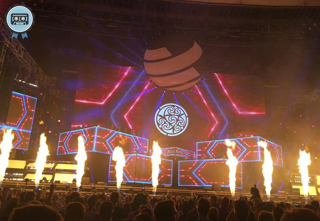 world club dome 2016 main stage